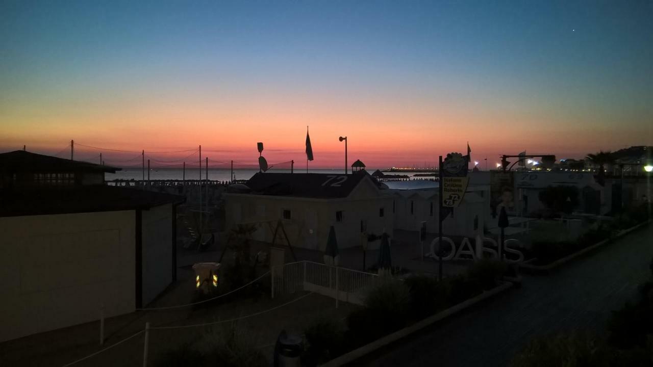 Via Dante 49/1 * Cattolica